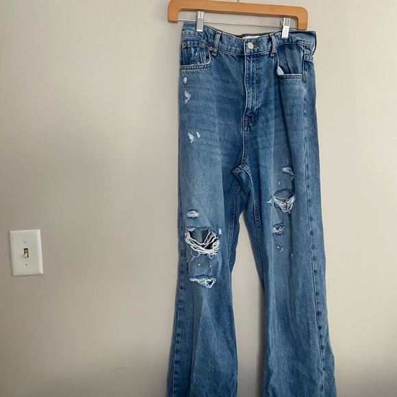 Zara Denim - Zara distressed boyfriend jeans